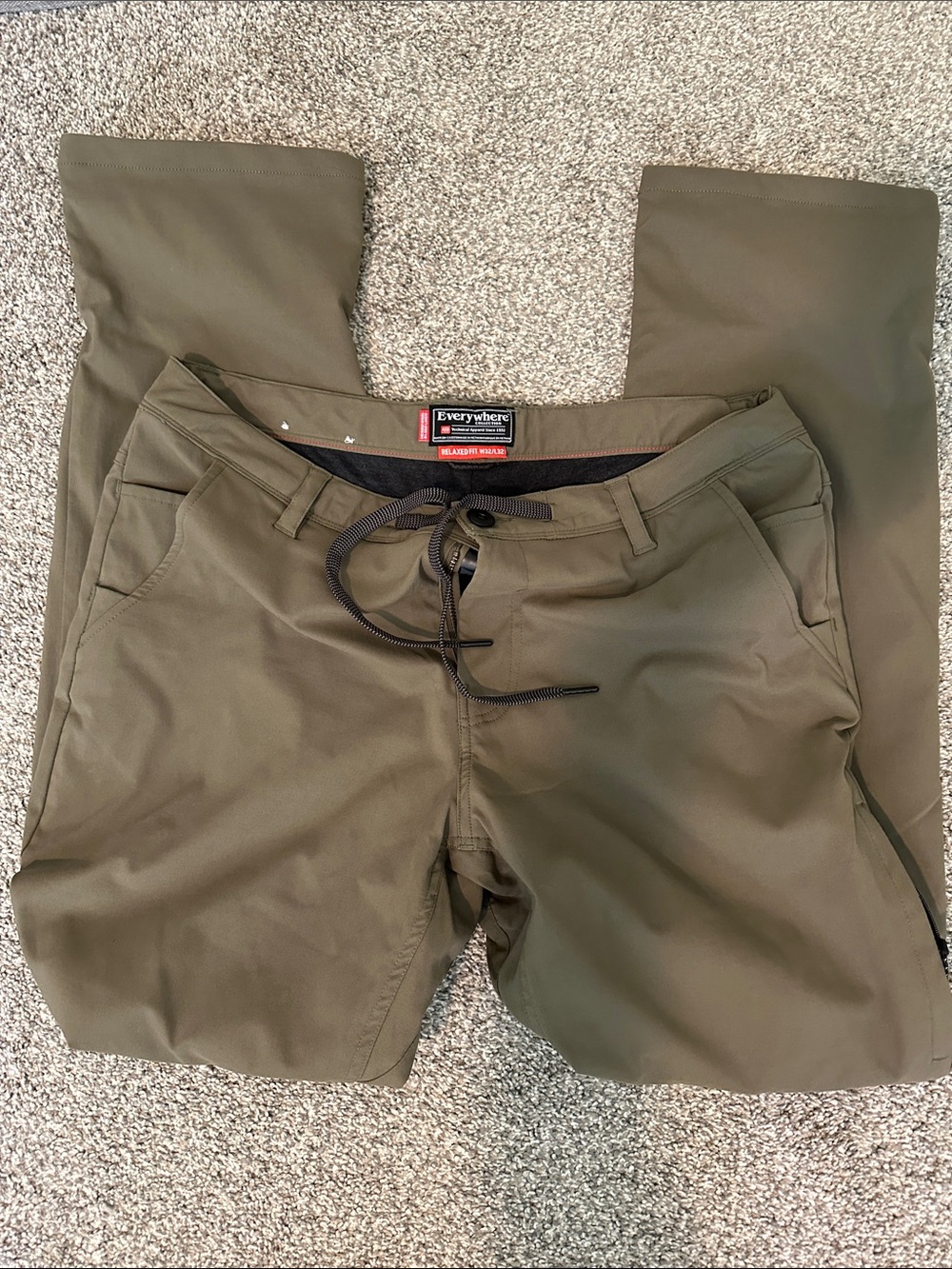 NWOT 686 Men’s Everywhere Pant Merino Wool Lined, Relaxed Fit